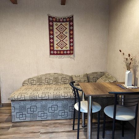 Cute&Tiny -5 Minutes Walk From Marjanishvili Metro Tbilisi Exterior photo